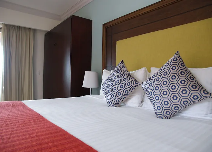 Hotel Club Solaris Cabos 4*